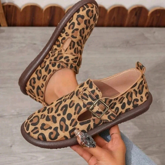 Round Toe Flat Loafers, Soft Bottom Slip-On Peas Women Shoes - Picture 2 of 5